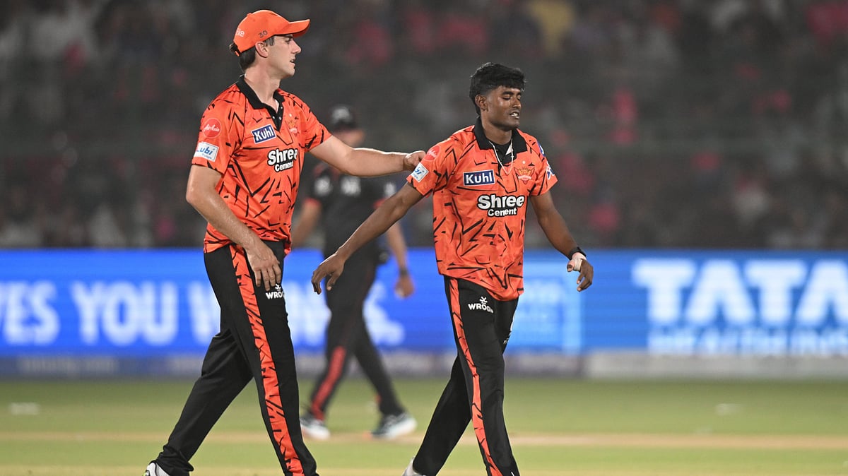 Sunrisers Hyderabad's Pat Cummins cheers bowler Sakib Hussain during the Indian Premier League cricket match between Rajasthan Royals and Sunrisers Hyderabad in Jaipur, India, Saturday, April 25, 2026.  - | Photo: AP