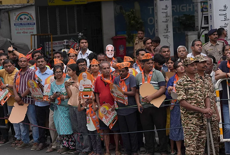 PM Modi roadshow Kolkata 2026 images