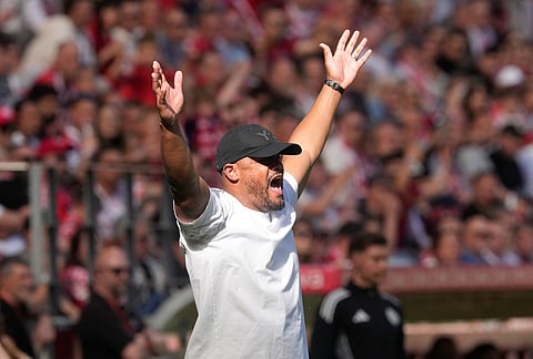 Bayern's head coach Vincent Kompany reacts during a Bundeliga soccer match between Mainz and Bayern in Mainz, Germany.