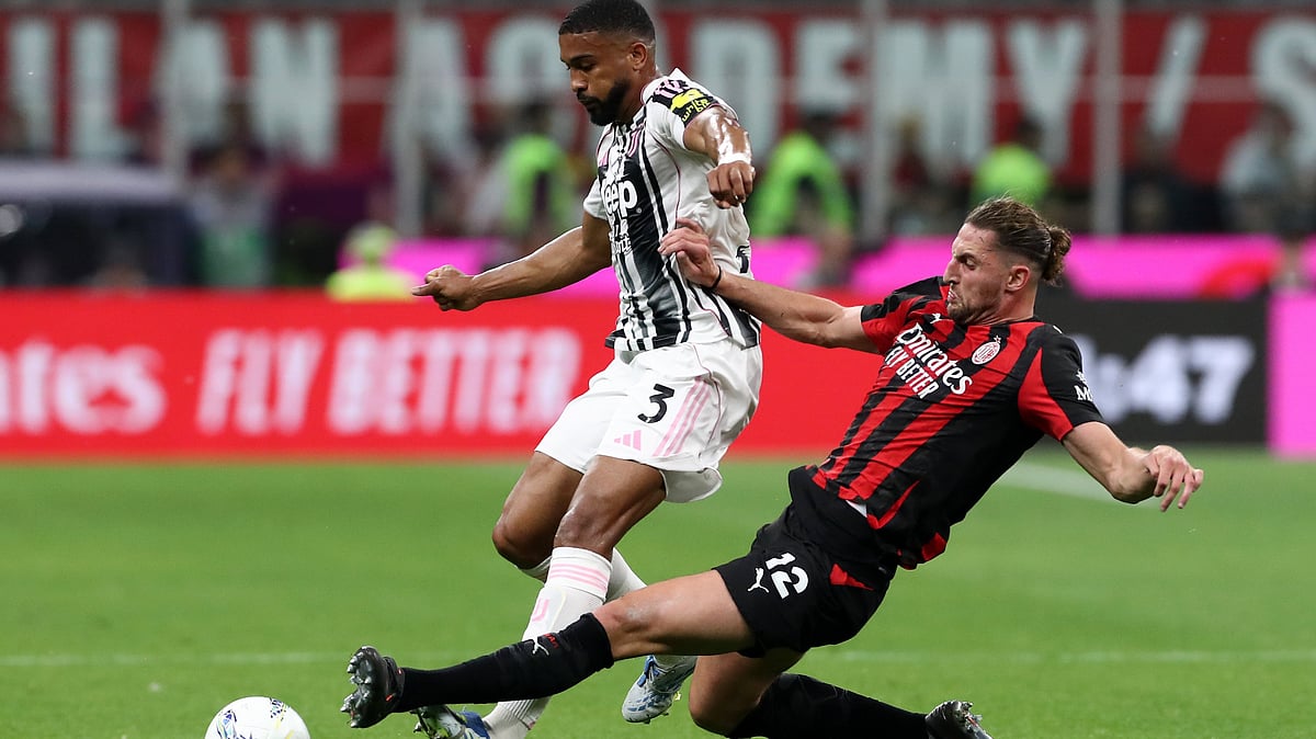 AC Milan and Juventus players in action in Serie A 2025-26 clash at the San Siro.  - SerieA_EN/X
