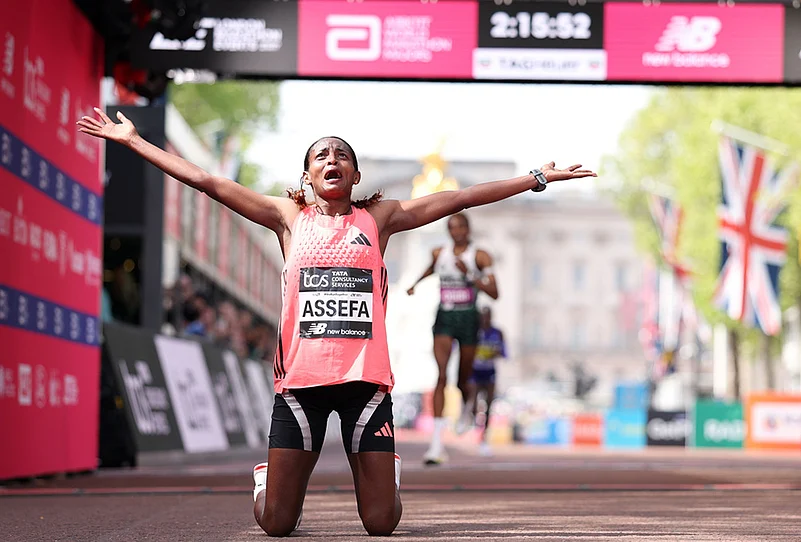 TCS London Marathon 2026 photos-Tigst Assefa