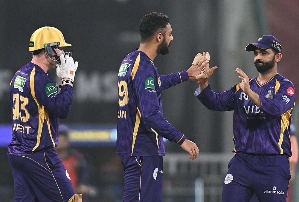 LSG vs KKR IPL 2026 Match 38 photos-Varun Chakaravarthy