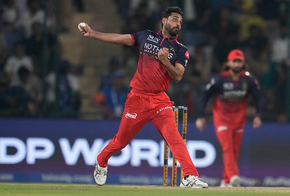DC Vs RCB IPL 2026 match 39 photos-Bhuvneshwar Kumar