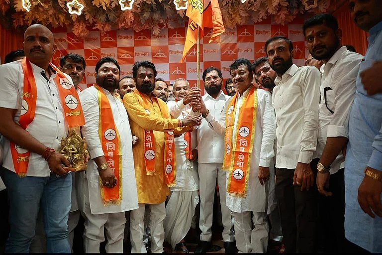 Vinayakrao Patil Joins Shiv Sena - Facebook