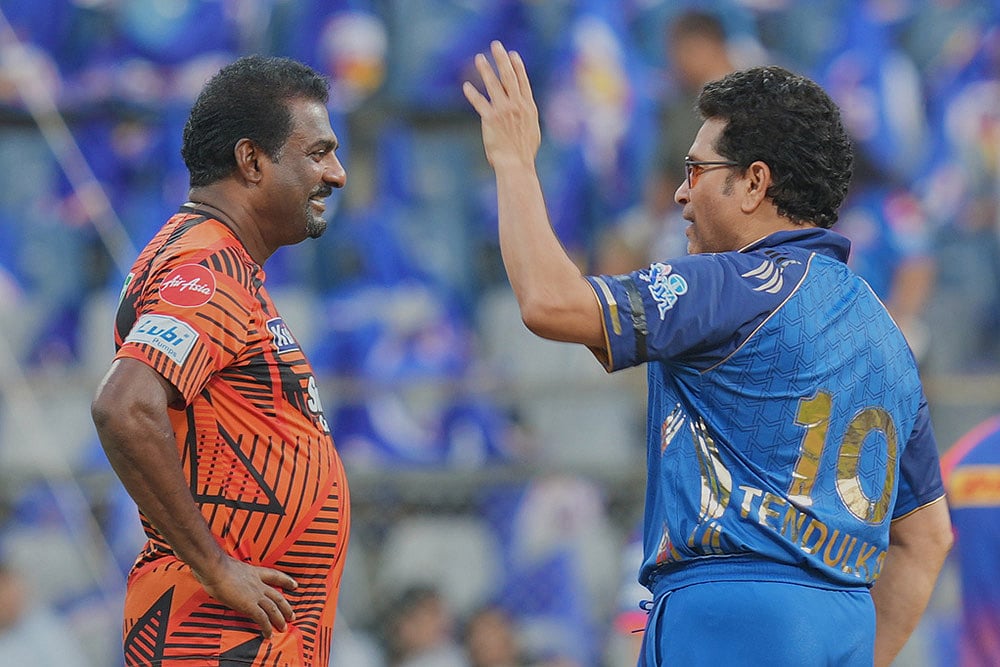 Indian Premier League Sachin Tendulkar with Muttiah Muralitharan