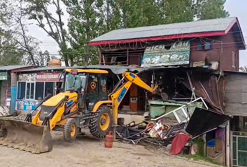 Demolition drive in Anantnag