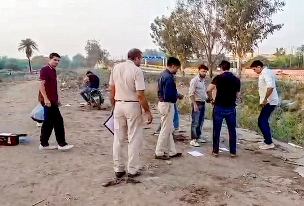Encounter at Delhis Ashok Vihar area