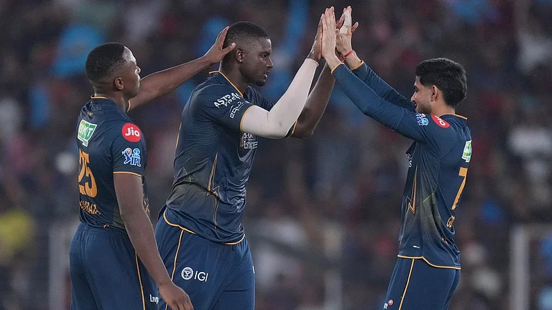 IPL Dispatch: Kagiso Rabada Wins Latest Bout With Virat Kohli; Riyan Parag Punished Amid Vaping Row