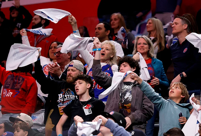 Detroit Pistons vs Orlando Magic NBA basketball playoffs game 5 pics-