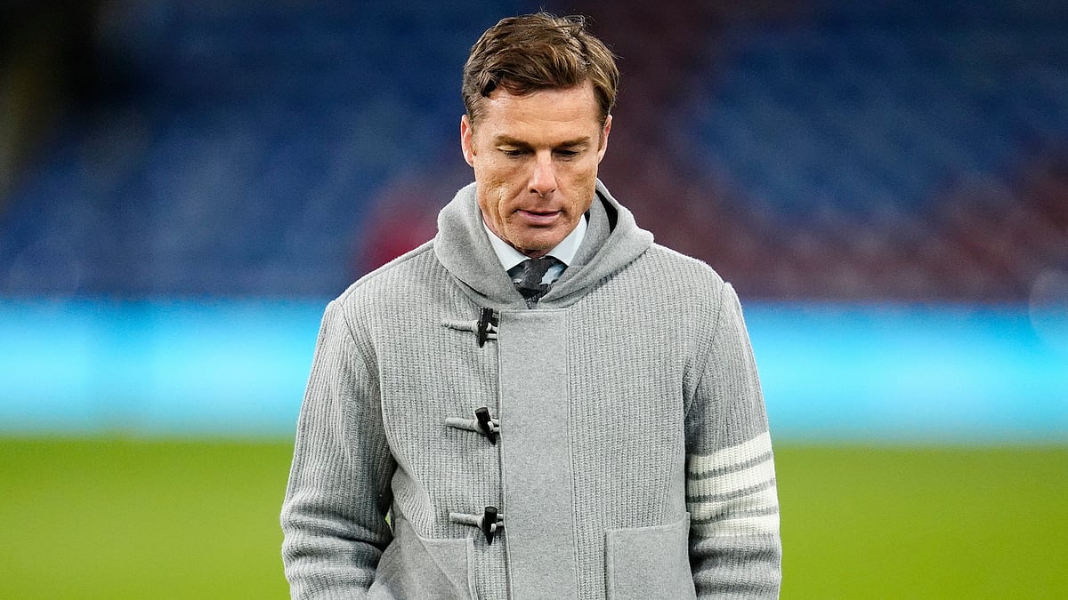 Burnley manager Scott Parker reacts after the Premier League soccer match against Manchester City, Wednesday, April 22 2026, in Burnley, England. - | Photo: PA/Nick Potts via AP