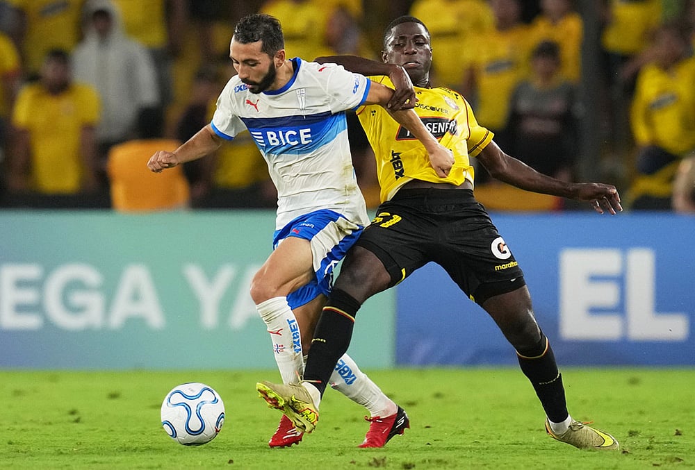 Ecuador Chile Copa Libertadores Soccer-Cristian Cuevas