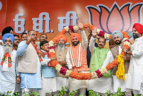 Haryana Chief Minister Nayab Singh Saini being felicitated during an OBC conference, in Rupnagar, Punjab. 