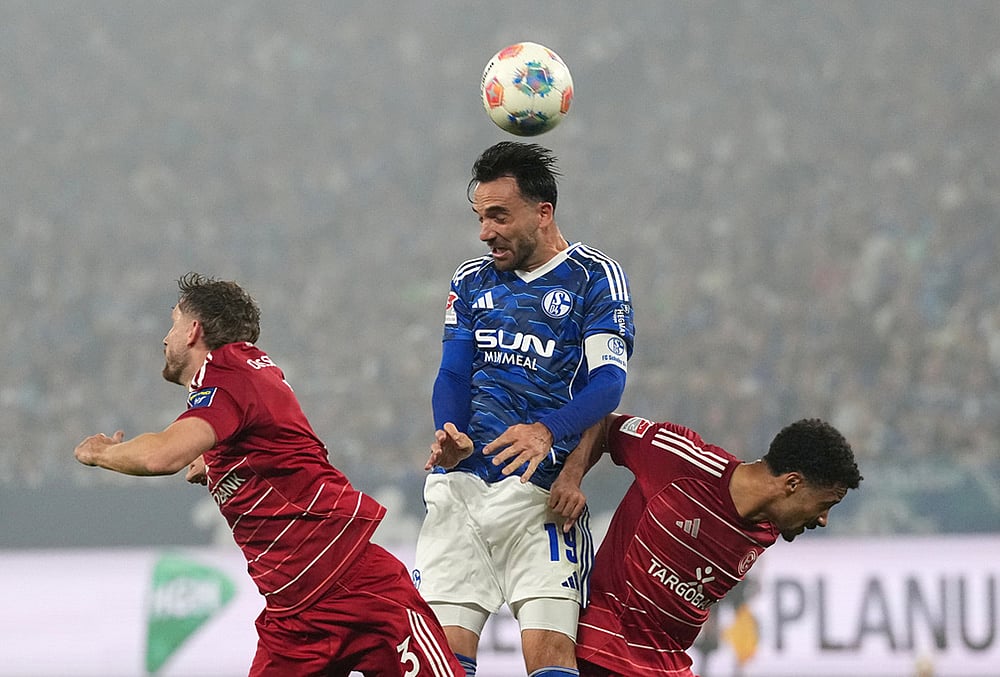 Schalke Vs Fortuna Dusseldorf Bundesliga 2 soccer-Schalkes Kenan Karaman