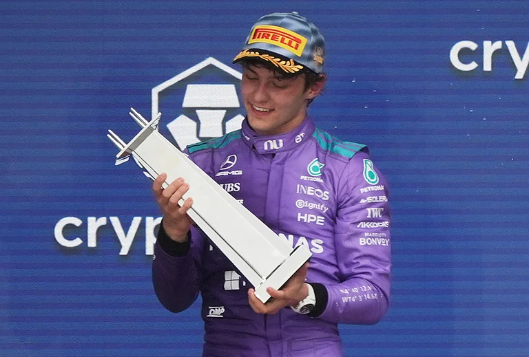 Mercedes driver Kimi Antonelli of Italy holds his trophy after winning the Miami Formula One Grand Prix auto race, Sunday, May 3, 2026, in Miami Gardens, Florida. - | Photo: AP/Lynne Sladky