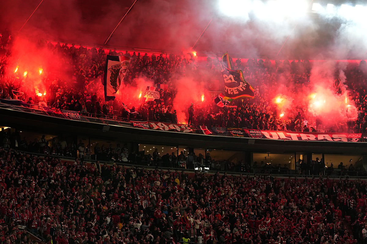 Fans cheer prior the Champions League semifinal second leg soccer match between Bayern Munich and Paris Saint Germain in Munich