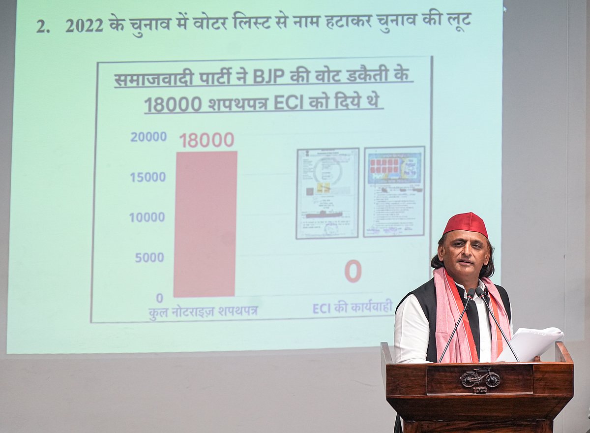 Samajwadi Party (SP) President Akhilesh Yadav addresses a press conference at the party office, in Lucknow, Uttar Pradesh - PTI