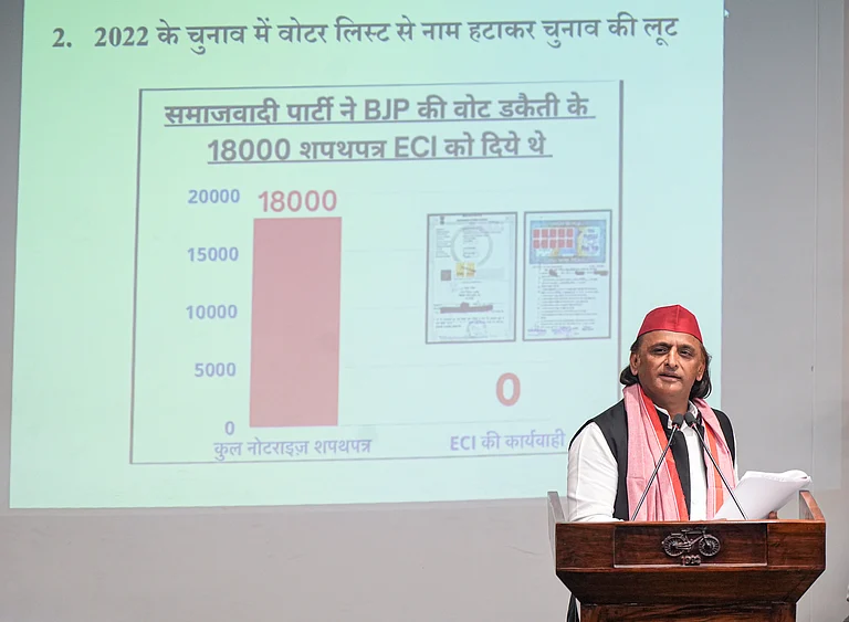 Samajwadi Party (SP) President Akhilesh Yadav addresses a press conference at the party office, in Lucknow, Uttar Pradesh - PTI