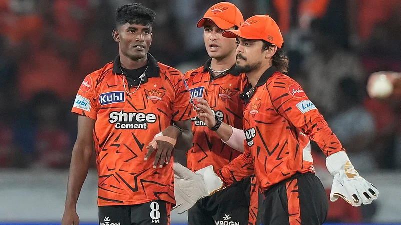IPL Dispatch: SRH Become New Table-Toppers; Playoff Race Turns Wildly ...