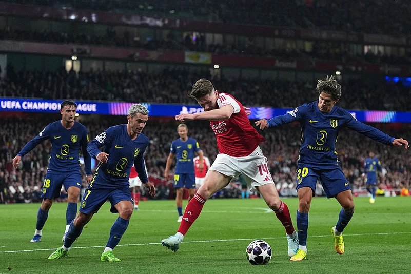 Champions League Soccer Match: Atletico Madrid vs Arsenal