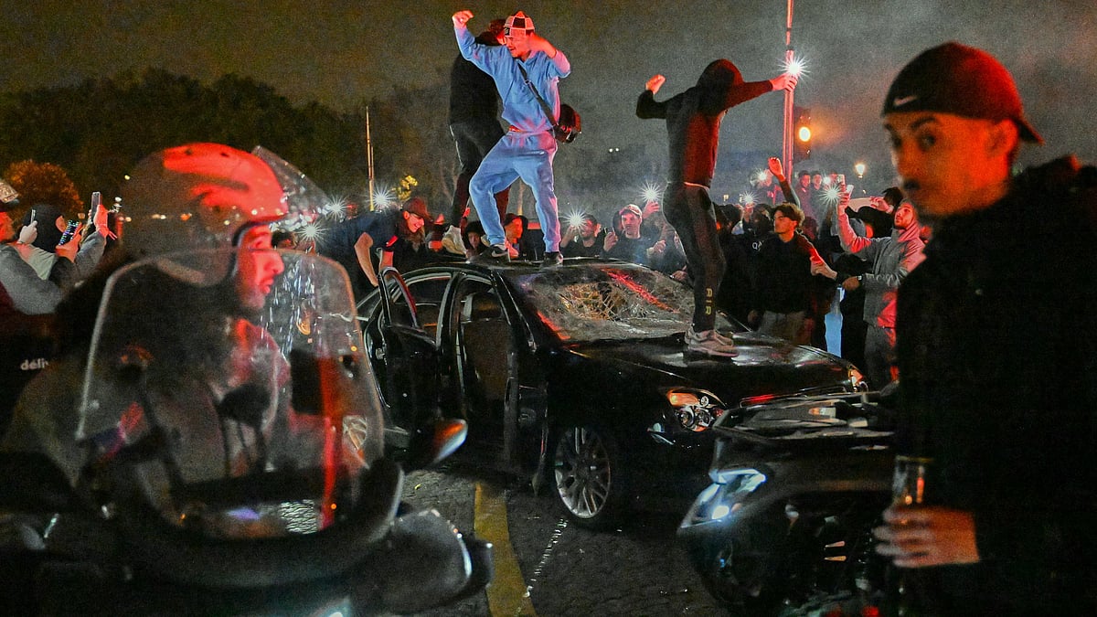 Paris Saint-Germain UEFA Champions League 2025-26 semi-final win celebration riots arrests update