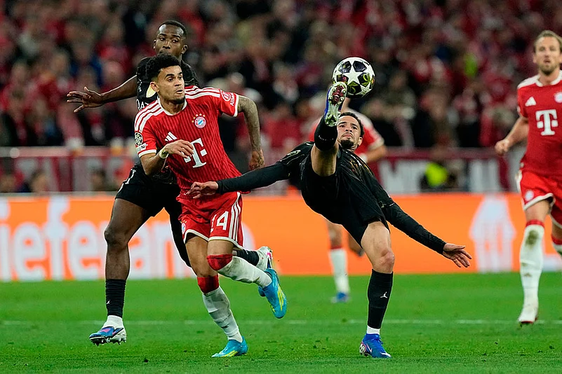 Champions League Soccer Match: Paris Saint-Germain vs Bayern Munich
