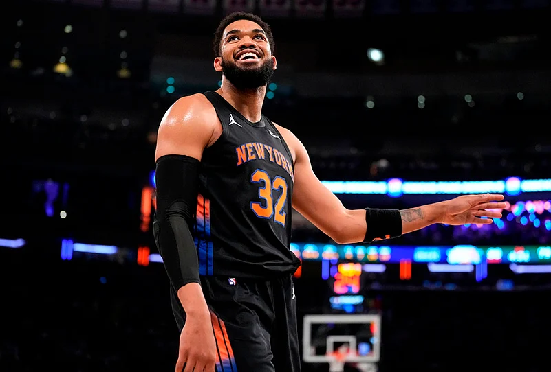 San Antonio Spurs vs Minnesota Timberwolves NBA basketball-Karl-Anthony Towns