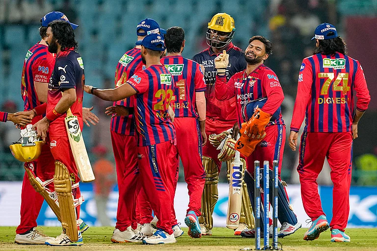 Lucknow Super Giants' captain Rishabh Pant, second right, with teammates after winning during the Indian Premier League (IPL) 2026 T20 cricket match between Lucknow Super Giants and Royal Challengers Bengaluru, in Lucknow, Uttar Pradesh. - Photo: PTI/Shahbaz Khan