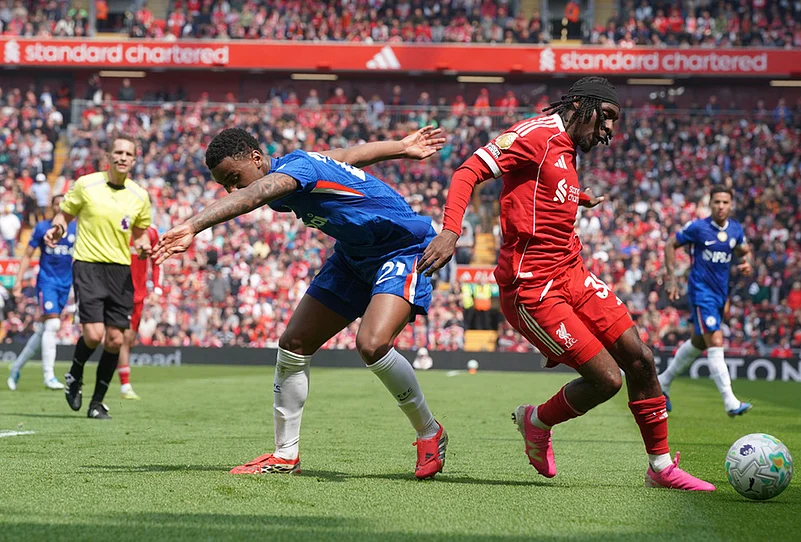 Liverpool Vs Chelsea Premier League soccer-Jorrel Hato