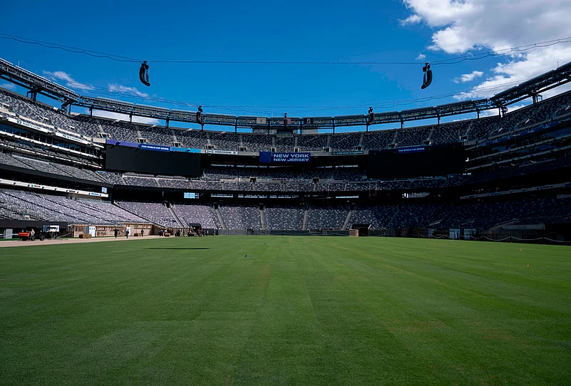 MetLife Stadium gets key field facelift