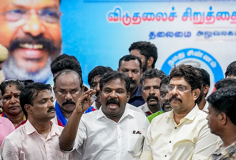 TN Polls: VCK addresses media