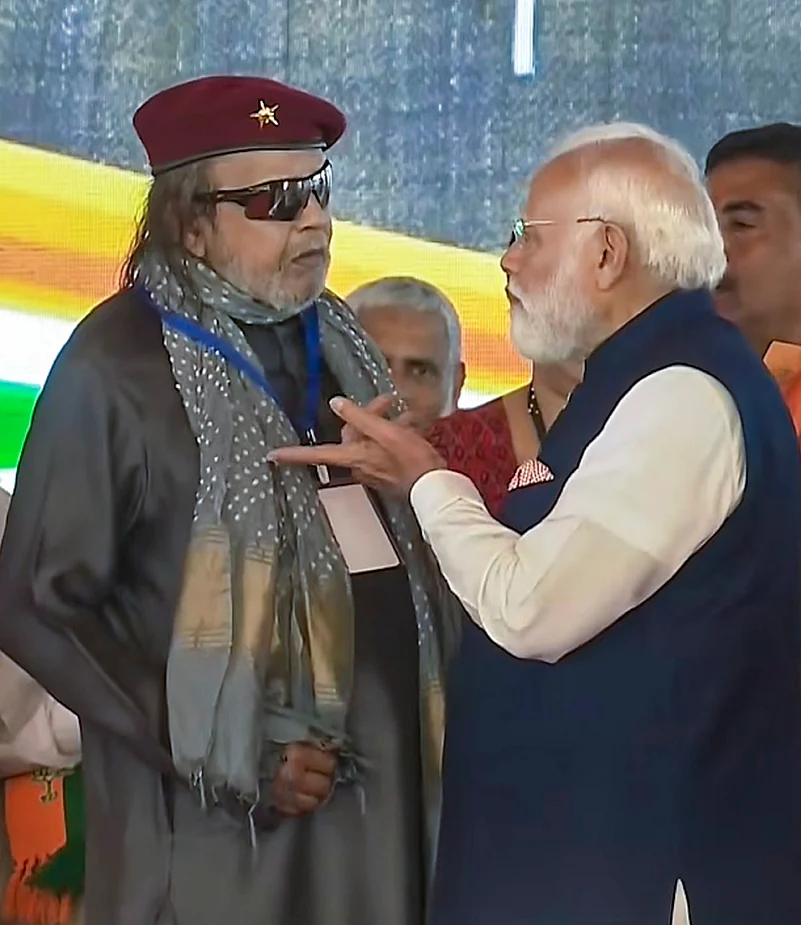 Narendra Modi with Mithun Chakraborty