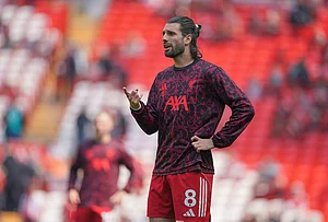 | Photo: AP/Ian Hodgson : Liverpool's Dominik Szoboszlai warms up for the Premier League soccer match between Liverpool and Chelsea in Liverpool, England.