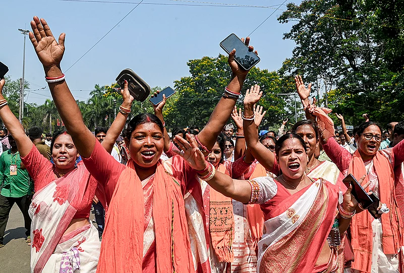 BJP supporters during Suvendu Adhikari oath-taking ceremony