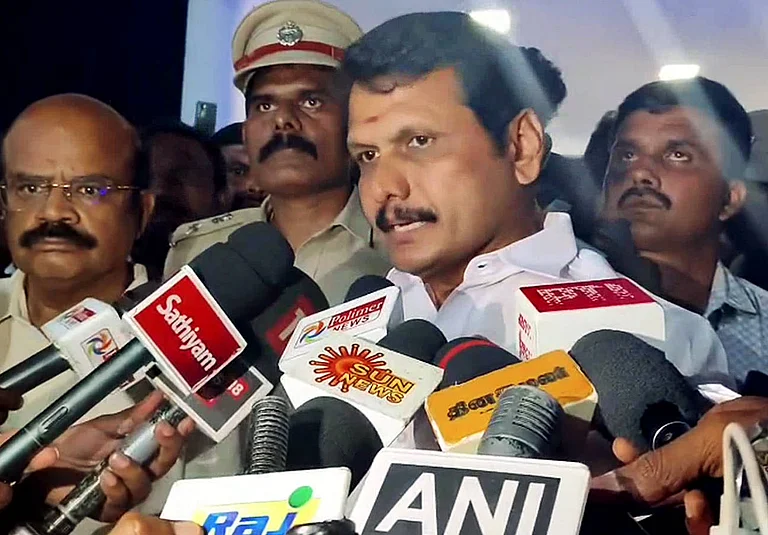DMK leader Senthil Balaji arrives at hospital to meet injured after a stampede took place during TVK (Tamilaga Vettri Kazhagam) chief and actor Vijay s public event in Karur - PTI
