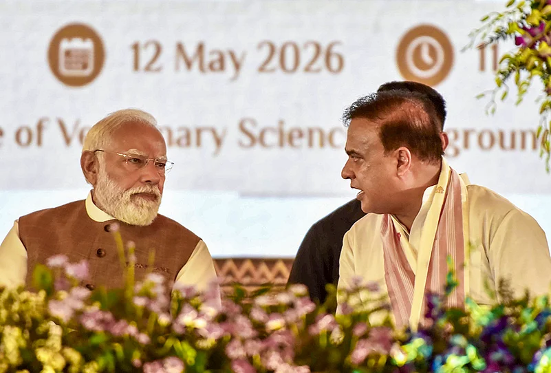 Narendra Modi with Himanta Biswa Sarma