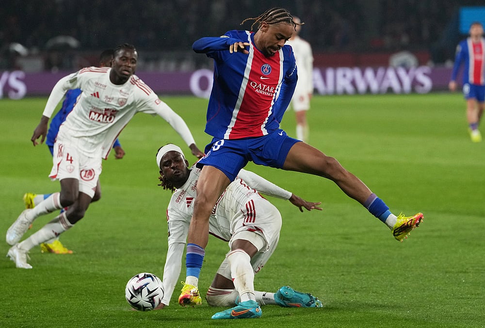 Paris Saint-Germain Vs Brest French Ligue 1 soccer-PSGs Bradley Barcola