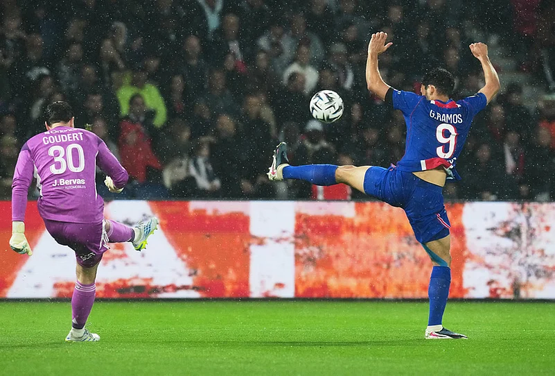Paris Saint-Germain Vs Brest French Ligue 1 soccer-Goncalo Ramos