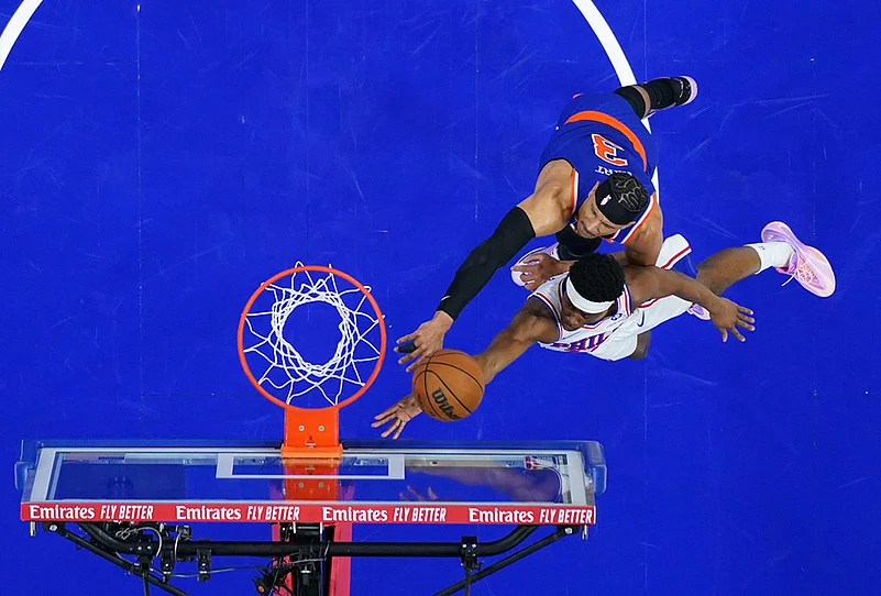 NBA basketball playoffs second-round Game 4 Knicks vs 76ers-Vj Edgecombe