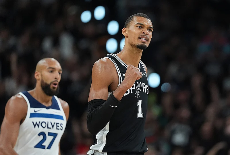Timberwolves vs Spurs NBA Basketball-Victor Wembanyama