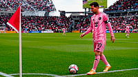 AP Photo : Inter Miami CF midfielder Lionel Messi (10) prepares to take a corner kick during second half MLS soccer in Toronto.