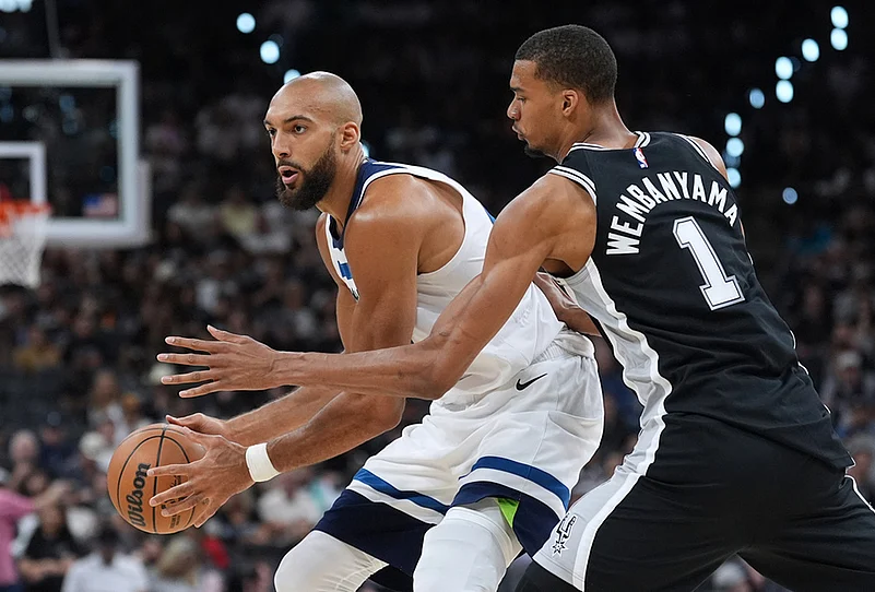 Timberwolves vs Spurs NBA Basketball-Rudy Gobert