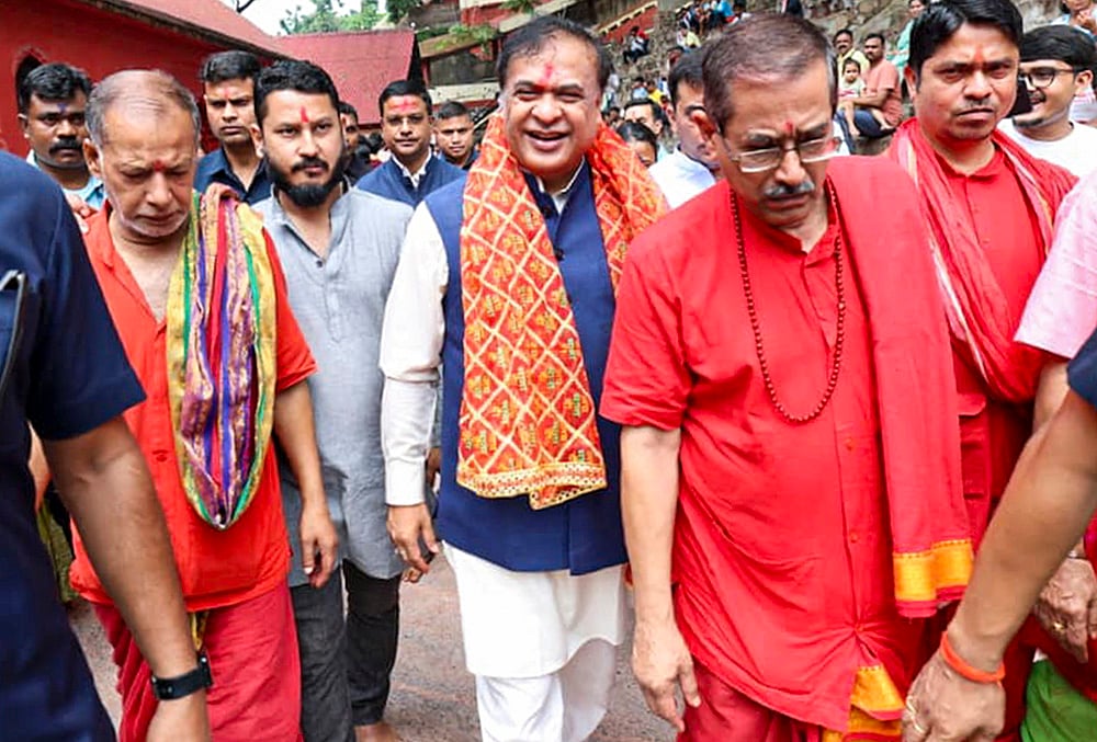 Assam CM Sarma visits Kamakhya Temple