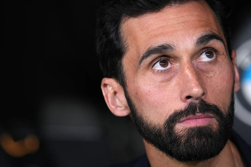 Real Madrids head coach Alvaro Arbeloa