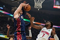 Cleveland Vs Detroit, NBA 2026 Playoffs: Pistons Beat Cavaliers 115-94 To Force Game 7 In Eastern Conference Semis | Photo: AP/Sue Ogrocki : Cleveland Cavaliers guard Max Strus, left, reaches for the ball with Detroit Pistons forward Paul Reed (7) in the second half of Game 6 of a second-round NBA basketball playoffs series in Cleveland.