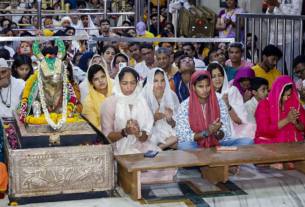 Indian women cricket team in Ujjain