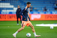 Robert Lewandowski To Leave Barcelona At End Of Season | Photo: AP/MIGUEL OSES : Barcelona's Robert Lewandowski warms up before the Spanish La Liga soccer match between Alaves and Barcelona in Vitoria-Gasteiz, Spain, Wednesday, May 13, 2026.