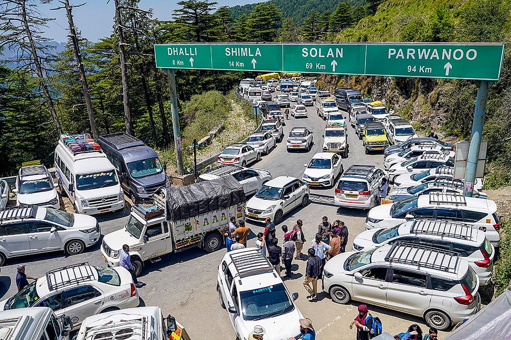 Traffic jam near Shimla
