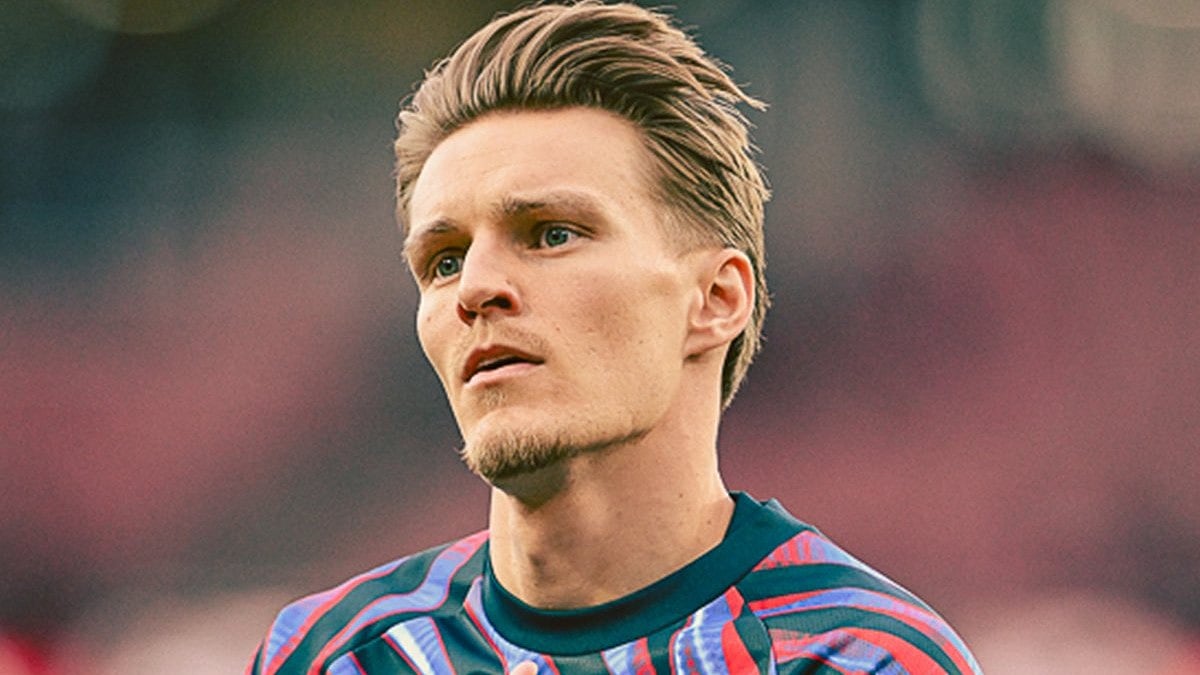 Martin Odeegard ahead of the Arsenal vs Burnley match at the Emirates Stadium in London.  - Arsenal/X