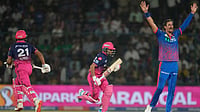| Photo: AP/Manish Swarup : Delhi Capitals' Mitchel Starc, right, appeals successfully for the wicket of Rajasthan Rajasthan Royals' Ravi Singh, center, during the Indian Premier League cricket match between Delhi Capitals and Rajasthan Royals in New Delhi, India.