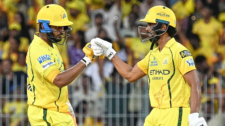 Urvil Patel, left, and Ruturaj Gaikwad bat during the Indian Premier League match between Chennai Super Kings and Lucknow Super Giants in Chennai. - Photo: AP